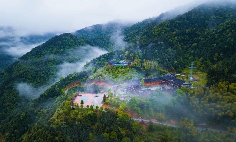 溆浦国家森林公园穿岩山片区