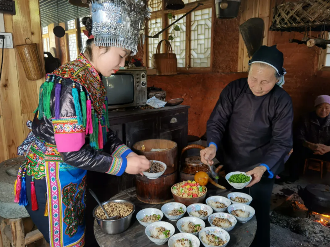 通道县:舌尖上的"非遗" ——侗族油茶制作技艺