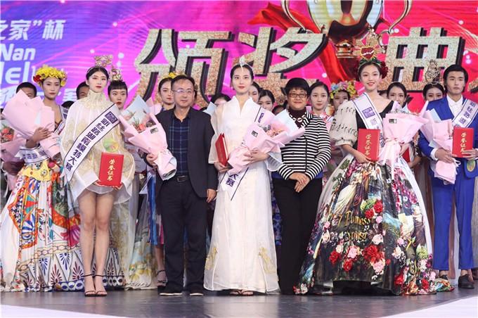女子超模组.jpg
