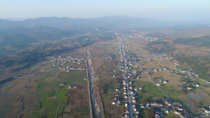 湘鄂川黔革命根据地—十万坪大战战场旧址全景.JPG